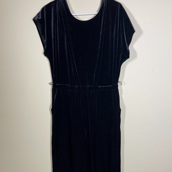 Gap Women's Short Sleeve Black Velvet Velour Romper Cropped! - Picture 1 of 5